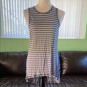 Cotton Innovation open back tee